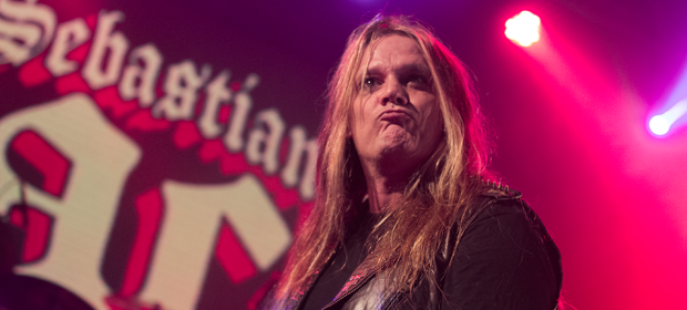 SEBASTIAN BACH en vivo en Bs As thumb image