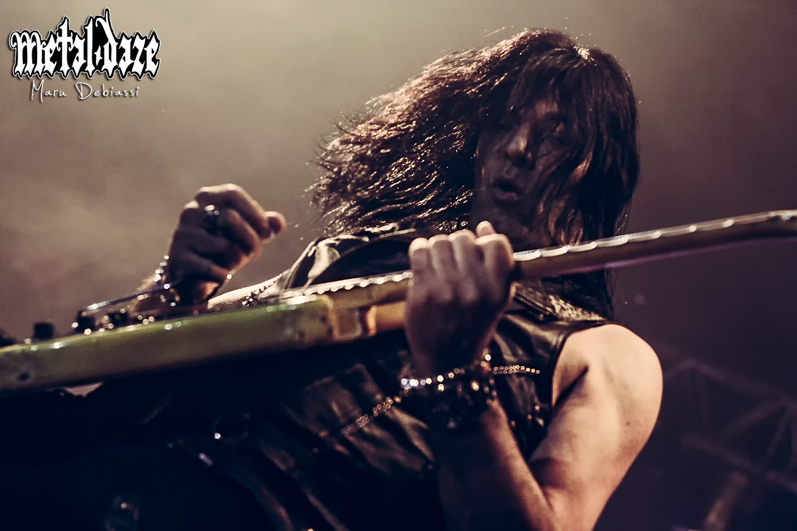 Entrevistamos a Walter Giardino de TEMPLE: “Ese disco de TEMPLE fue muy especial, fue un disco con mucha magia que después de veinte años sigue vigente en el corazón de los fans” thumb image