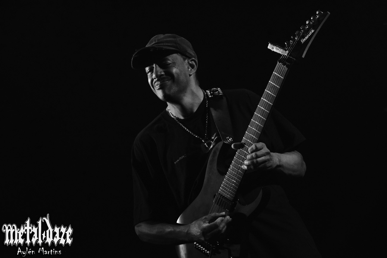 TONY MACALPINE EN VIVO EN ARGENTINA: “Vivito y shredeando” thumb image